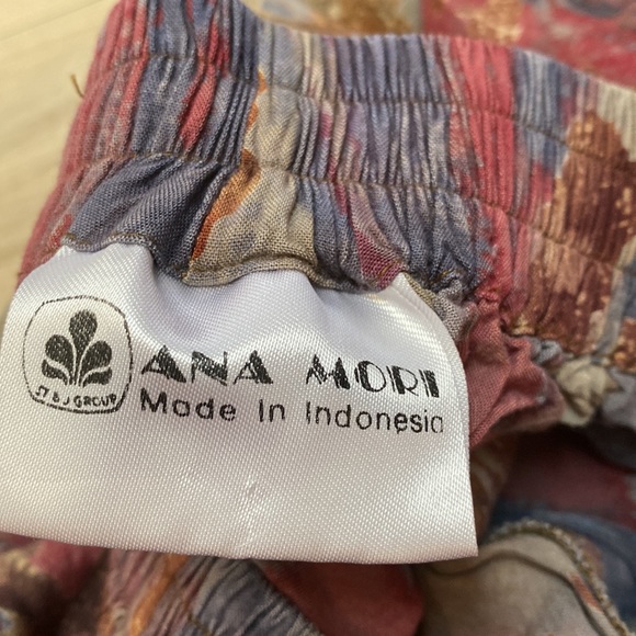 Ana Mori Outfit. Womens OSFM. Beads and stitching. So pretty. - Picture 13 of 14